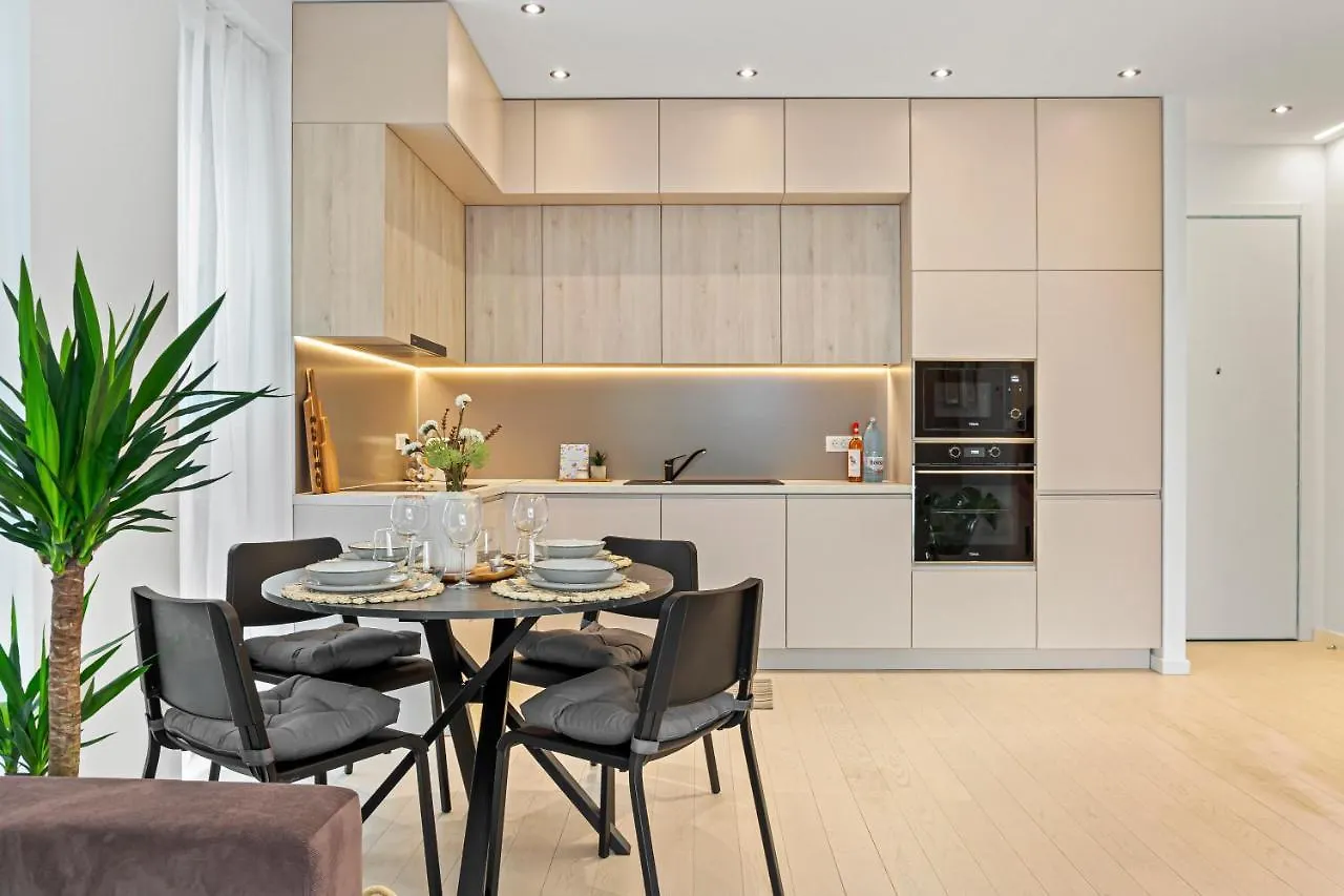 Apartment Win Herastrau Forest Bucharest